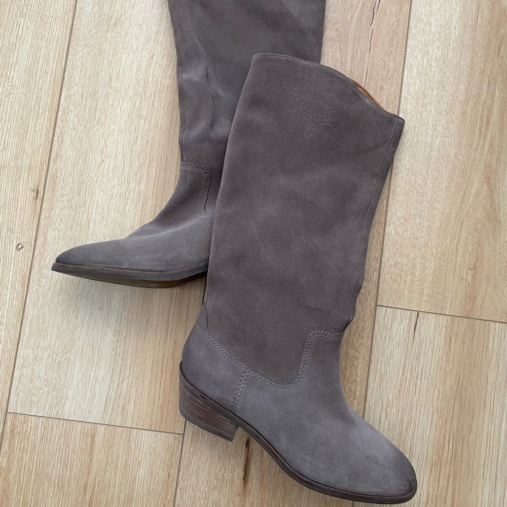 Gray Suede frye and co boots, 8.5